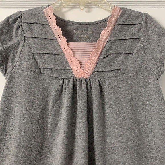 Calvin Klein Jeans 4 Gray & Pink Short Sleeve Dress 💕 - Picture 3 of 11